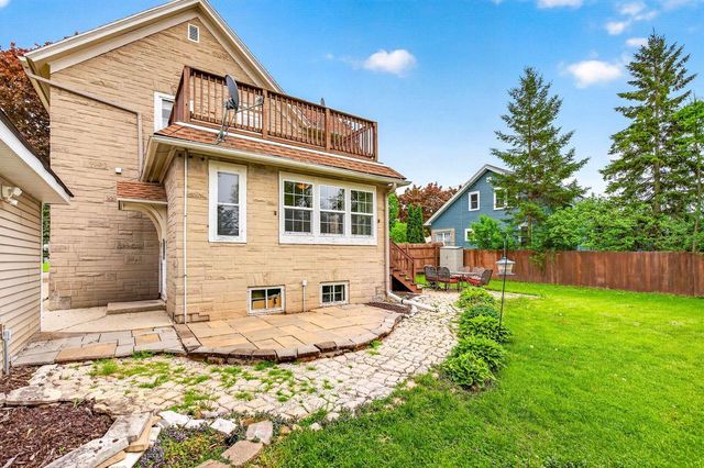 1003 DEPOT STREET, Little Chute, WI 54140