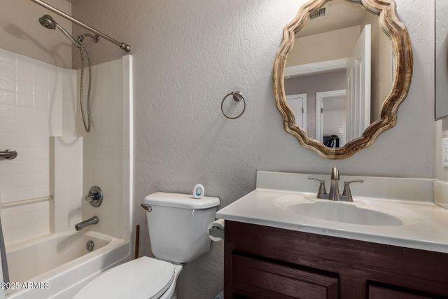 11404 W CABRILLO Drive, Arizona City, AZ 85123