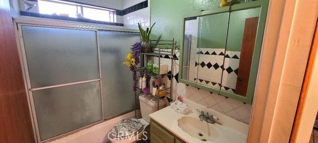 2703 Missouri, South Gate, CA 90280