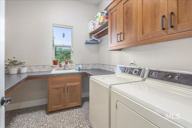 8495 Silverwood Way, Middleton, ID 83644