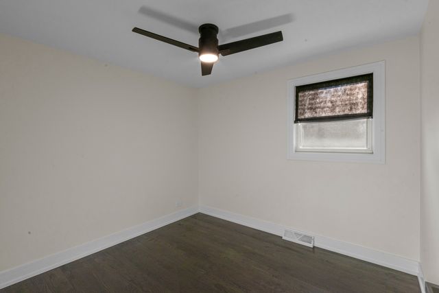 930 E 161st Place, South Holland, IL 60473