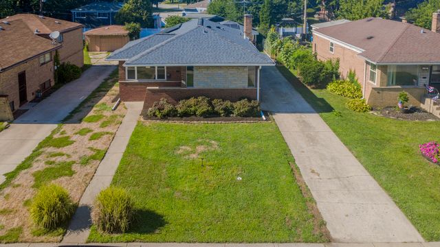 930 E 161st Place, South Holland, IL 60473