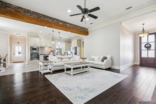 16357 Parker Place Dr, Prairieville, LA 70769