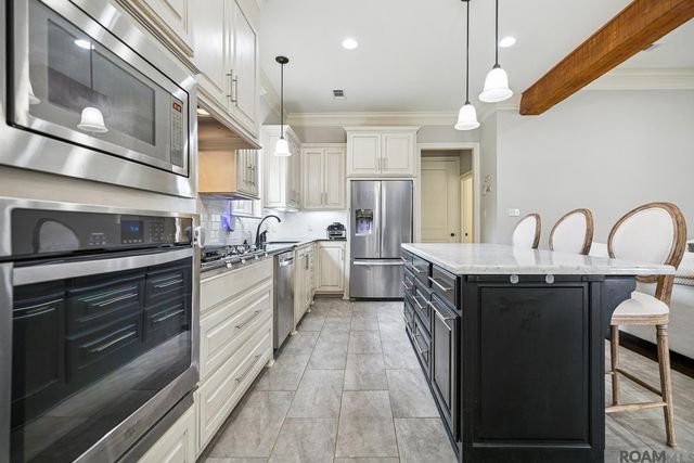 16357 Parker Place Dr, Prairieville, LA 70769