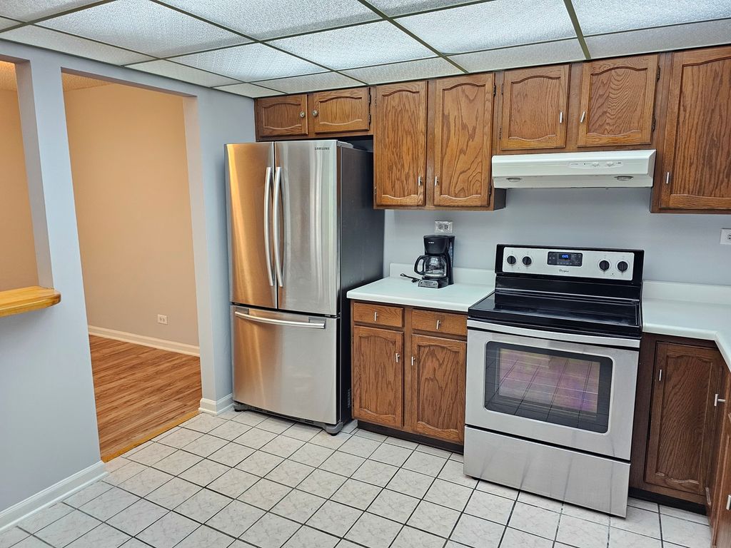 350 Plum Creek Drive 305, Wheeling, IL 60090 — photo 5