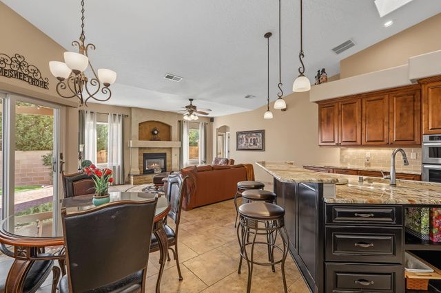 10901 Pasquale Drive NW, Albuquerque, NM 87114