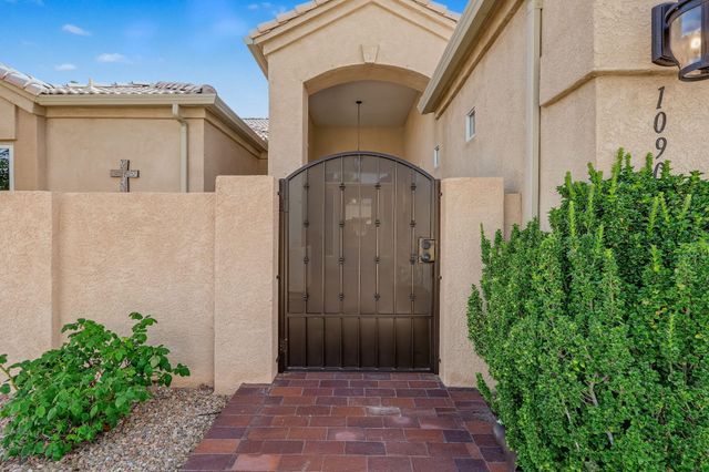 10901 Pasquale Drive NW, Albuquerque, NM 87114