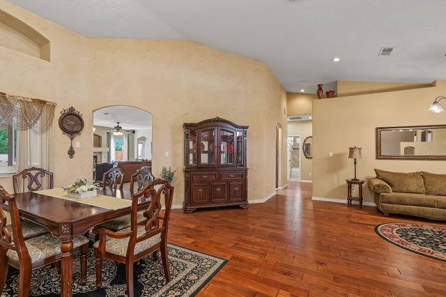 10901 Pasquale Drive NW, Albuquerque, NM 87114