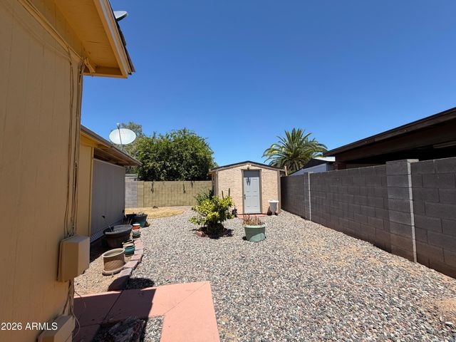 2354 E BETTY ELYSE Lane, Phoenix, AZ 85022