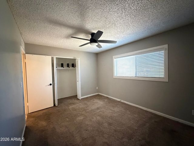 2354 E BETTY ELYSE Lane, Phoenix, AZ 85022