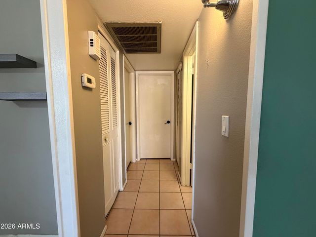 2354 E BETTY ELYSE Lane, Phoenix, AZ 85022