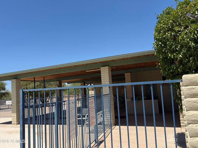 2354 E BETTY ELYSE Lane, Phoenix, AZ 85022