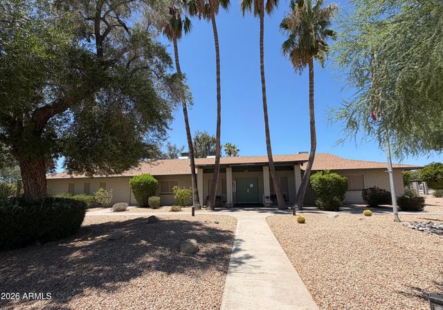 2354 E BETTY ELYSE Lane, Phoenix, AZ 85022