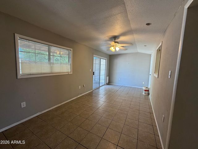2354 E BETTY ELYSE Lane, Phoenix, AZ 85022
