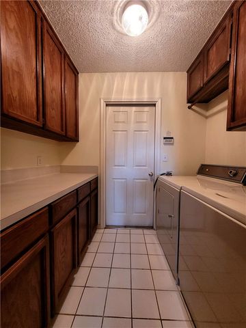 4914 Kerrville Dr, Corpus Christi, TX 78413