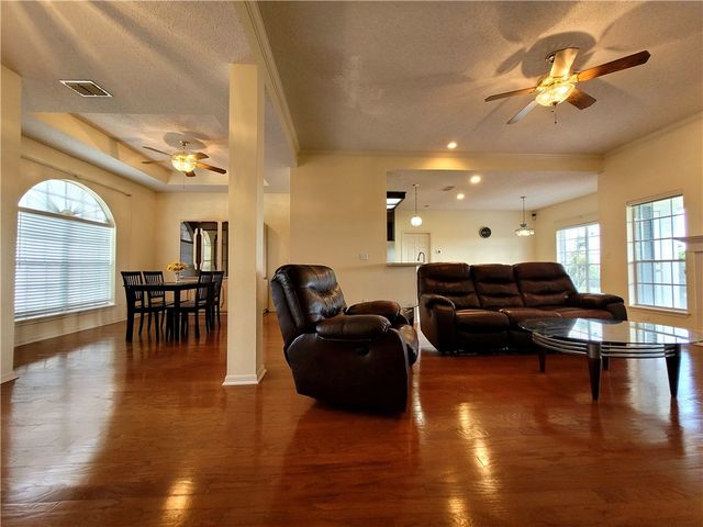 4914 Kerrville Dr, Corpus Christi, TX 78413