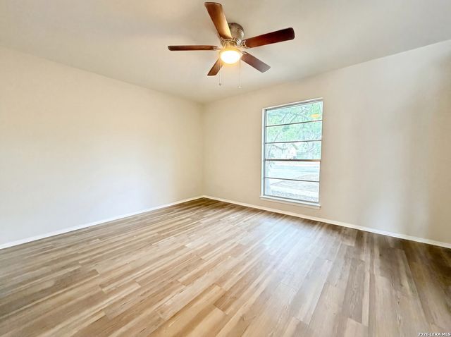 208 FOREST WAY, Schertz, TX 78154