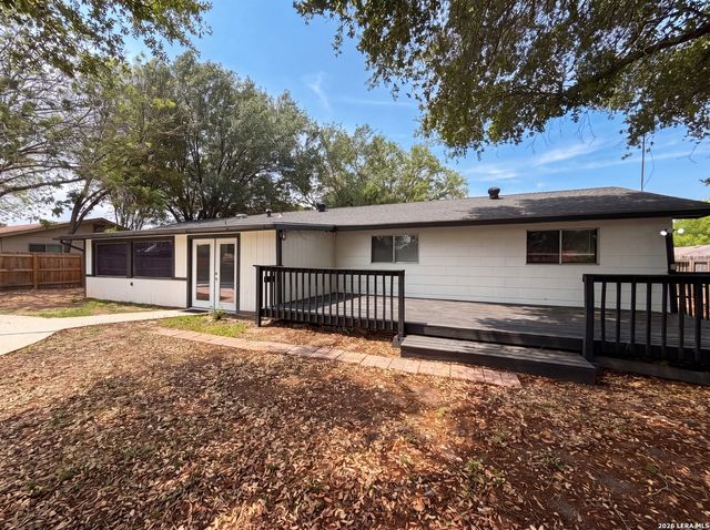 208 FOREST WAY, Schertz, TX 78154