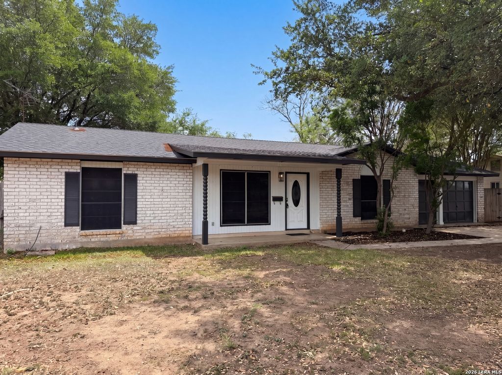 208 FOREST WAY, Schertz, TX 78154