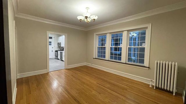 2734 W Winnemac Avenue 2, Chicago, IL 60625