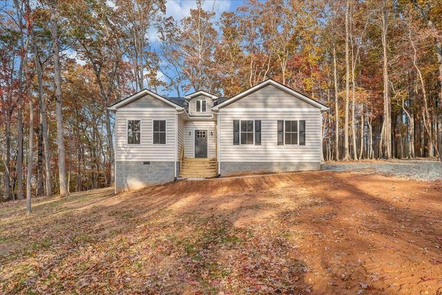 722 Belle Isle DR, Union Hall, VA 24176
