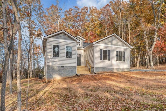 722 Belle Isle DR, Union Hall, VA 24176