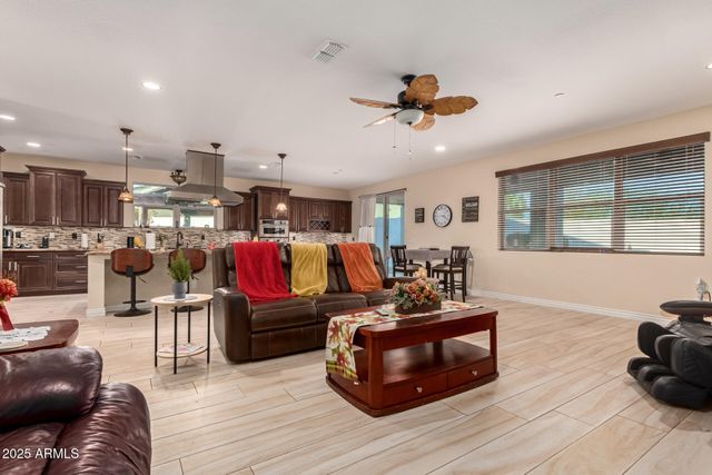 2247 N BEVERLY Place, Buckeye, AZ 85396