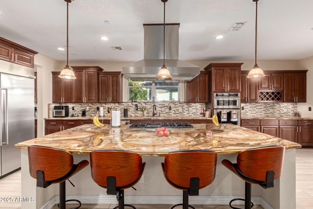 2247 N BEVERLY Place, Buckeye, AZ 85396