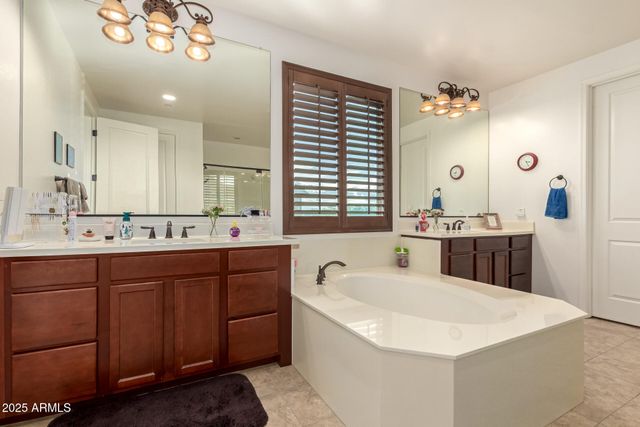 2247 N BEVERLY Place, Buckeye, AZ 85396