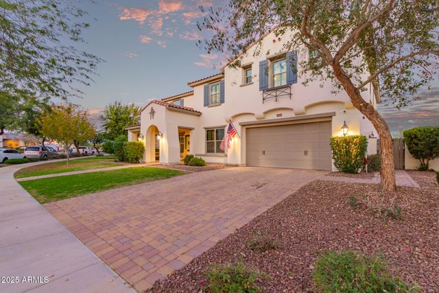 2247 N BEVERLY Place, Buckeye, AZ 85396