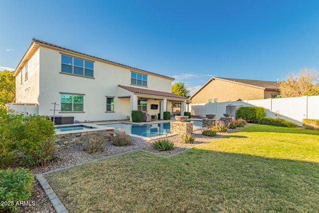 2247 N BEVERLY Place, Buckeye, AZ 85396