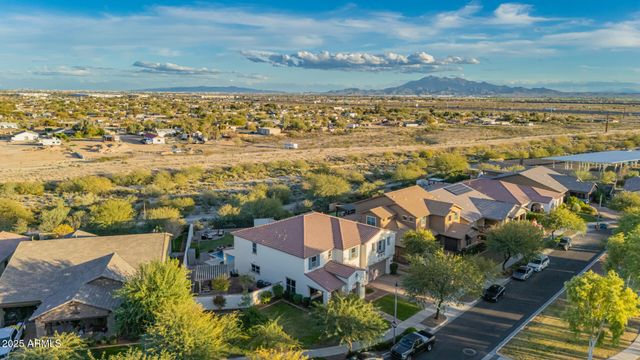 2247 N BEVERLY Place, Buckeye, AZ 85396