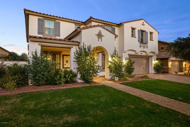 2247 N BEVERLY Place, Buckeye, AZ 85396