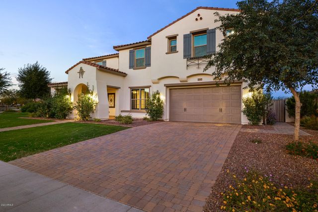 2247 N BEVERLY Place, Buckeye, AZ 85396