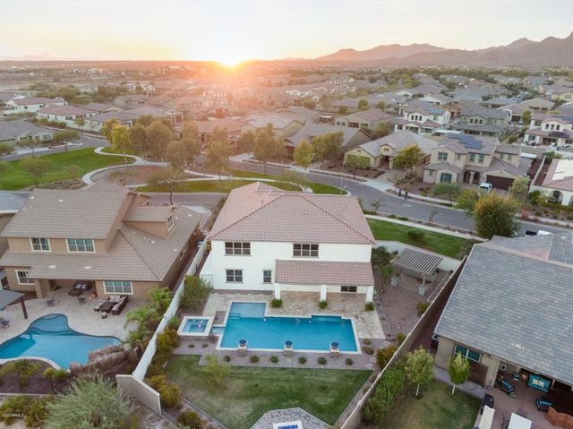 2247 N BEVERLY Place, Buckeye, AZ 85396