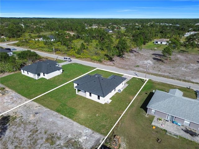 1304 Lee AVE, Lehigh Acres, FL 33972