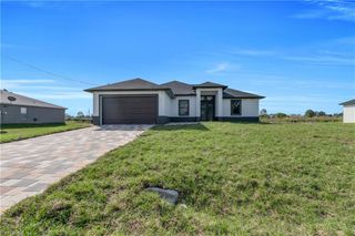 1304 Lee AVE, Lehigh Acres, FL 33972