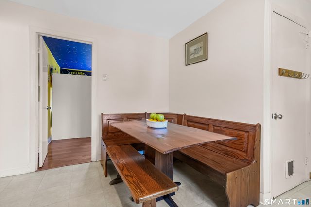 184 Greenway Street, Hamden, CT 06517