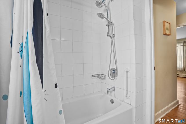 184 Greenway Street, Hamden, CT 06517