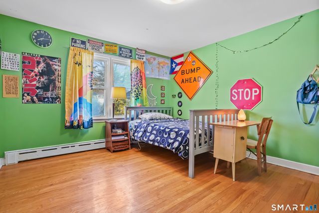 184 Greenway Street, Hamden, CT 06517