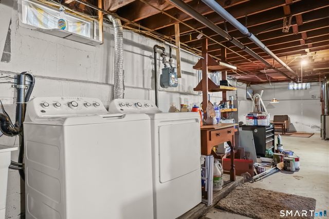 184 Greenway Street, Hamden, CT 06517