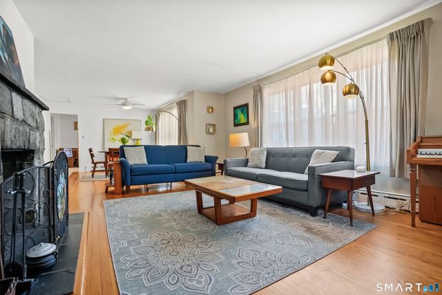 184 Greenway Street, Hamden, CT 06517