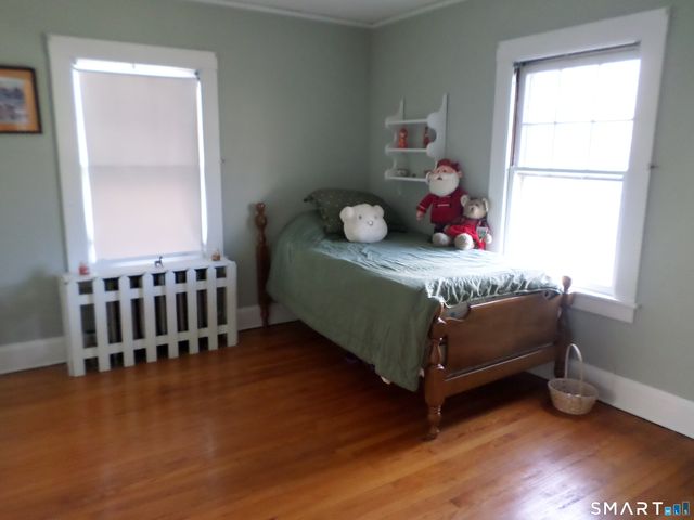241 Henry Street, Manchester, CT 06042