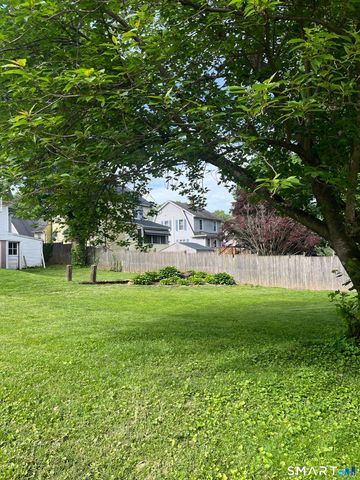 241 Henry Street, Manchester, CT 06042