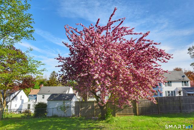 241 Henry Street, Manchester, CT 06042