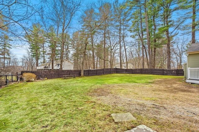 14 Meade Rd, North Reading, MA 01864