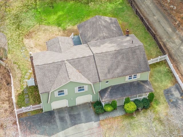 14 Meade Rd, North Reading, MA 01864