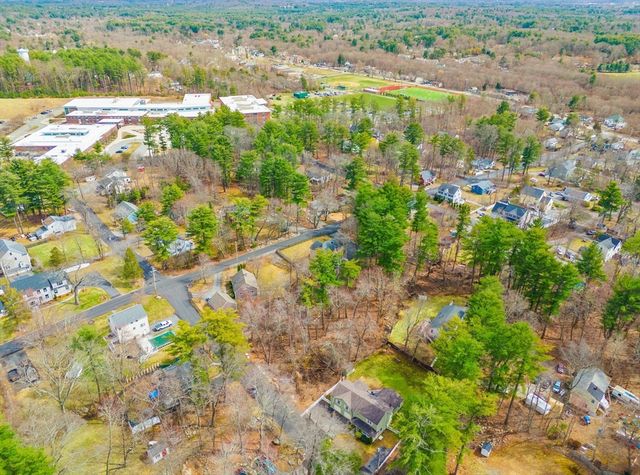 14 Meade Rd, North Reading, MA 01864