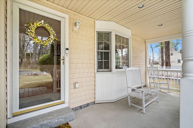 14 Meade Rd, North Reading, MA 01864