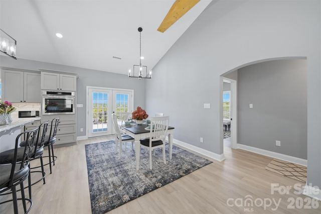 418 Huntington Woods Street SE, Lenoir, NC 28645